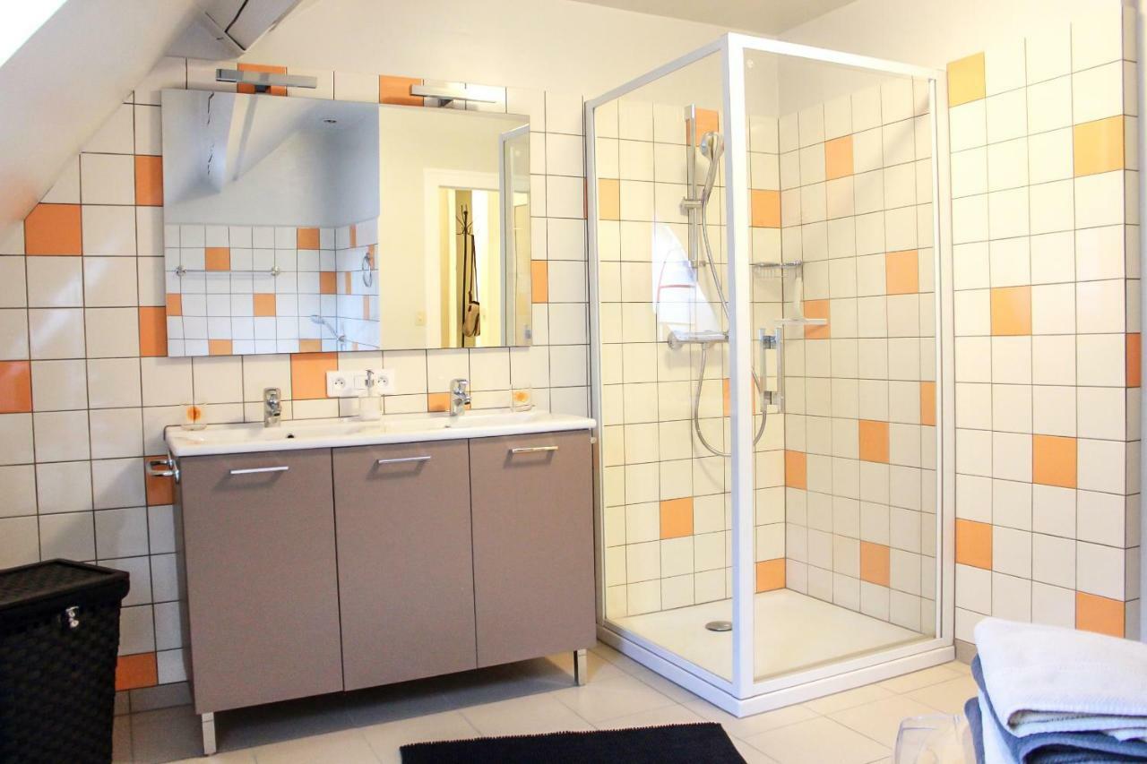 Appartement Passe Partout Lucenay-l'Eveque Eksteriør billede